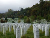 Friedhof Srebrenica.jpg